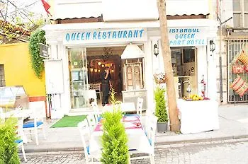 Queen 3*