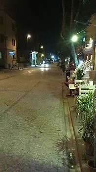 Queen Κωνσταντινούπολη